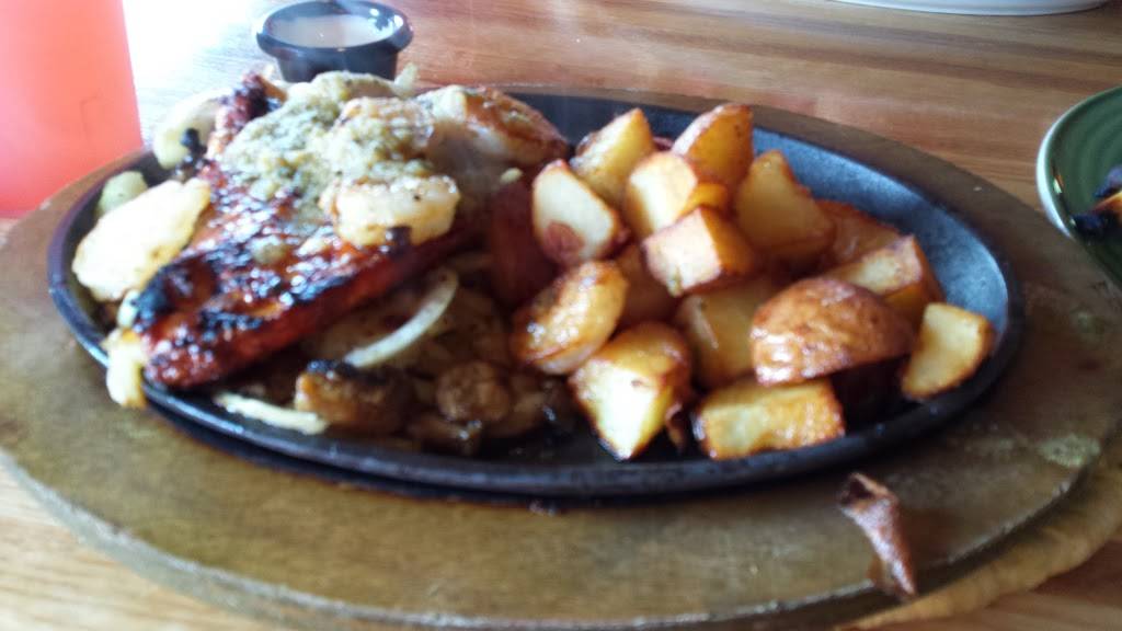 Applebees Grill + Bar | restaurant | 57 Federal Rd, Danbury, CT 06810, USA | 2037907090 OR +1 203-790-7090