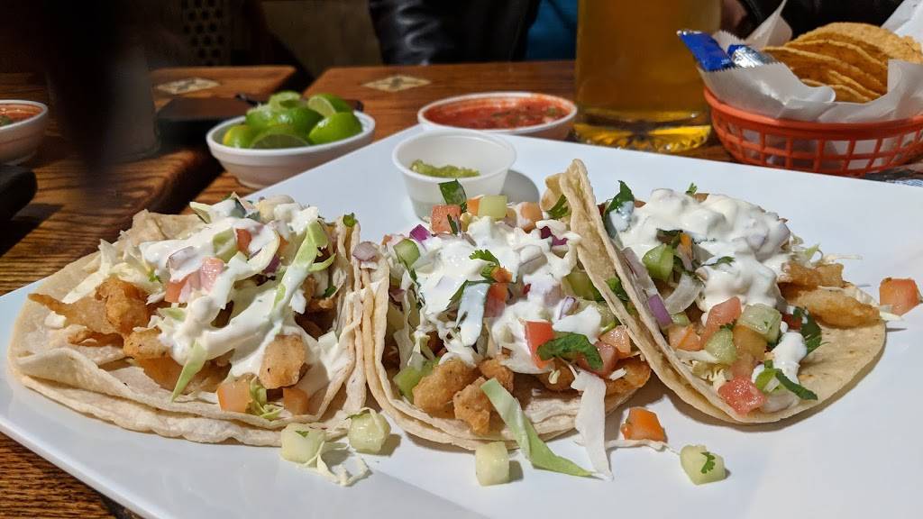 Mariscos Las Islitas | restaurant | 1301 Chamberlain Ave, Bakersfield, CA 93305, USA | 6613250051 OR +1 661-325-0051