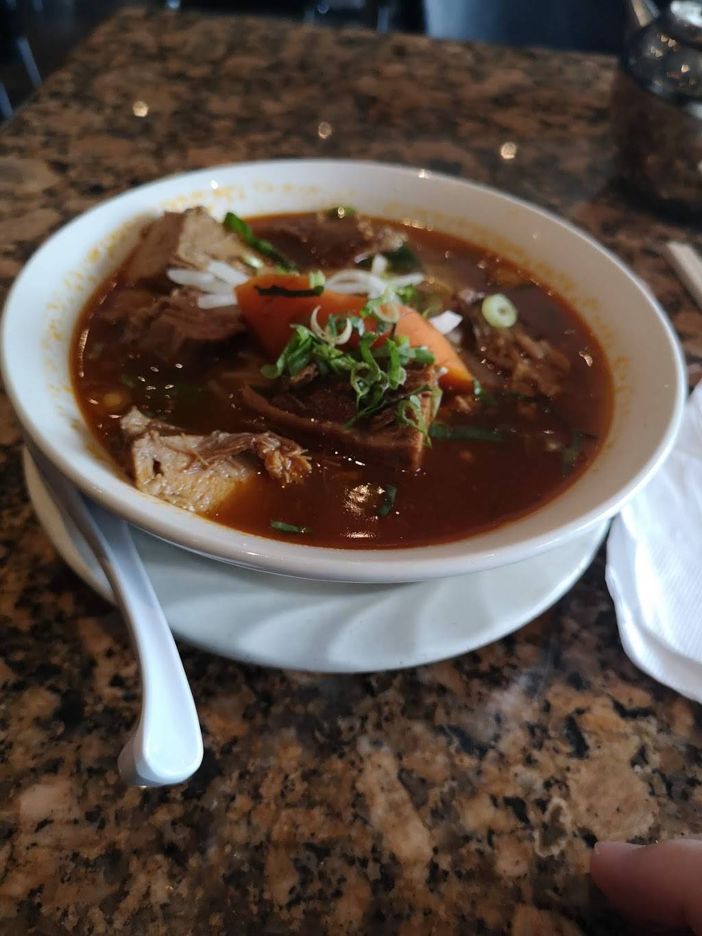 Ben Thanh Restaurant | restaurant | 1070 Wellington Rd, London, ON N6E 3V8, Canada | 5196683868 OR +1 519-668-3868