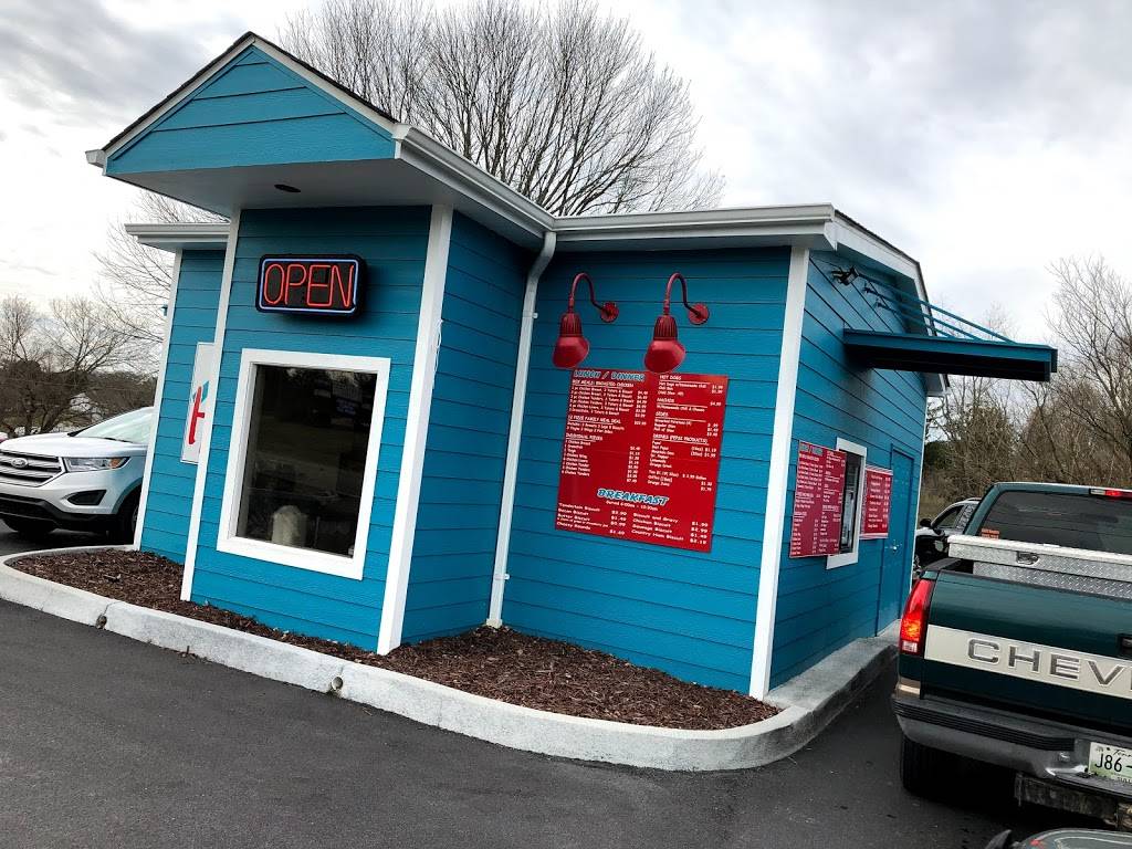 Hunter Ts Chicken Shack | restaurant | 2392 TN-75, Blountville, TN 37617, USA | 4232122203 OR +1 423-212-2203