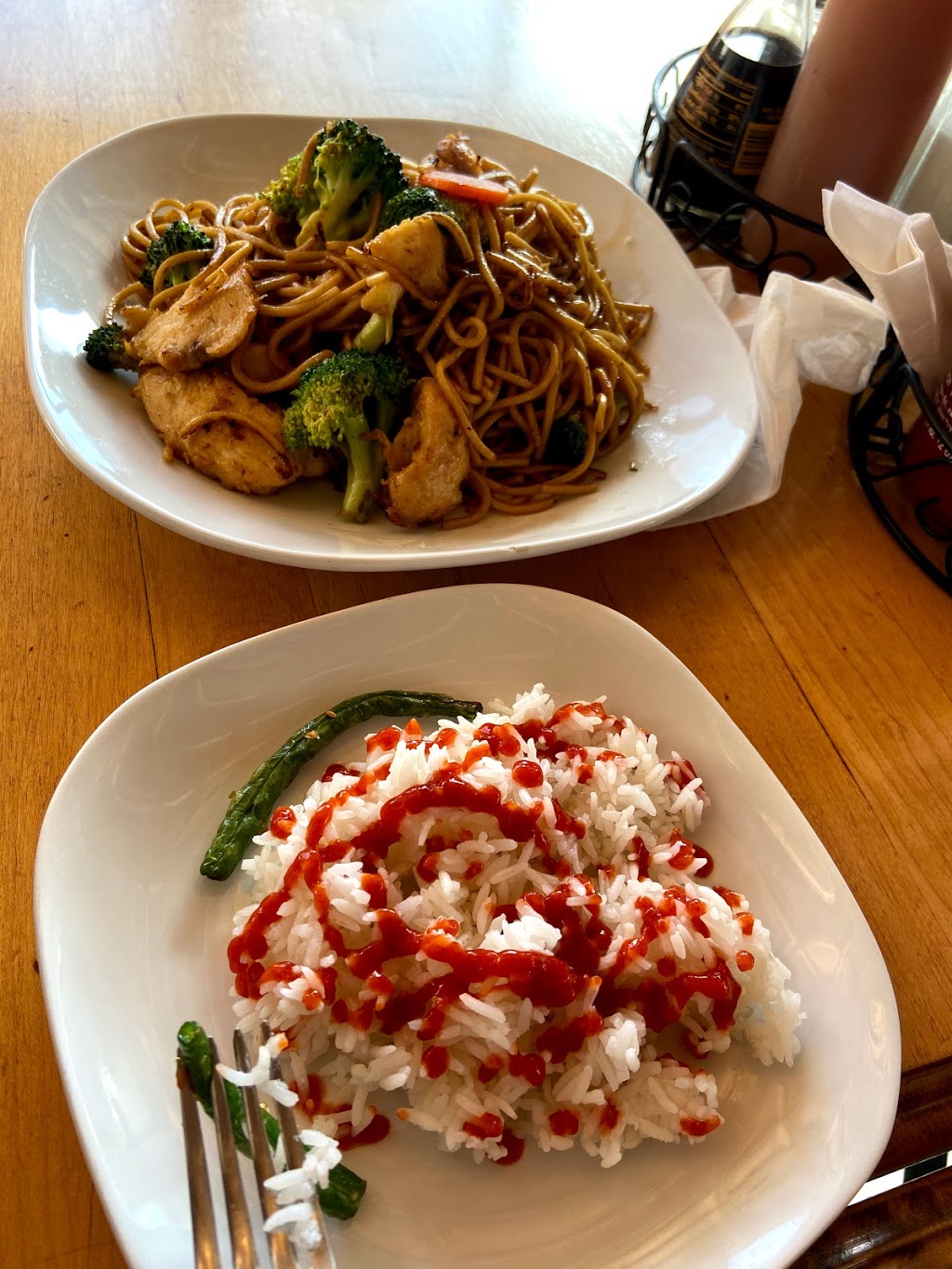 Googoos Table | restaurant | 4356 W Armitage Ave, Chicago, IL 60639, USA | 7732273999 OR +1 773-227-3999