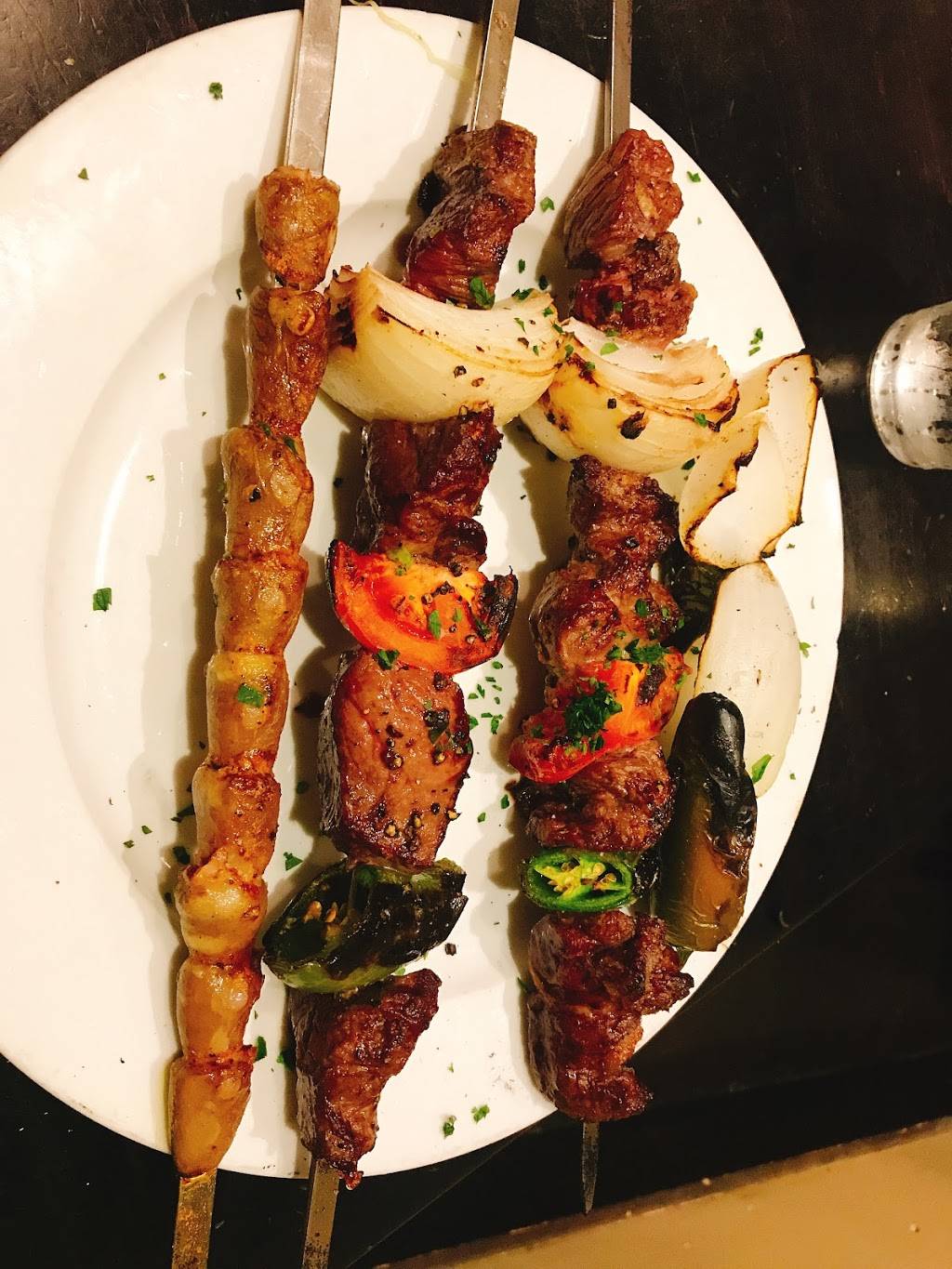 Hummus Bar & Grill | restaurant | 18743 Ventura Blvd, Tarzana, CA 91356, USA | 8183446606 OR +1 818-344-6606