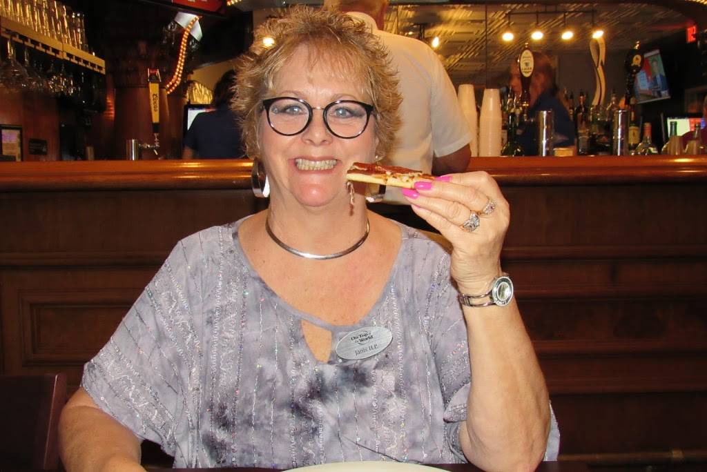 The Pub Restaurant at OTOW | restaurant | 9125 SW 98th St, Ocala, FL 34481, USA | 3528540761 OR +1 352-854-0761