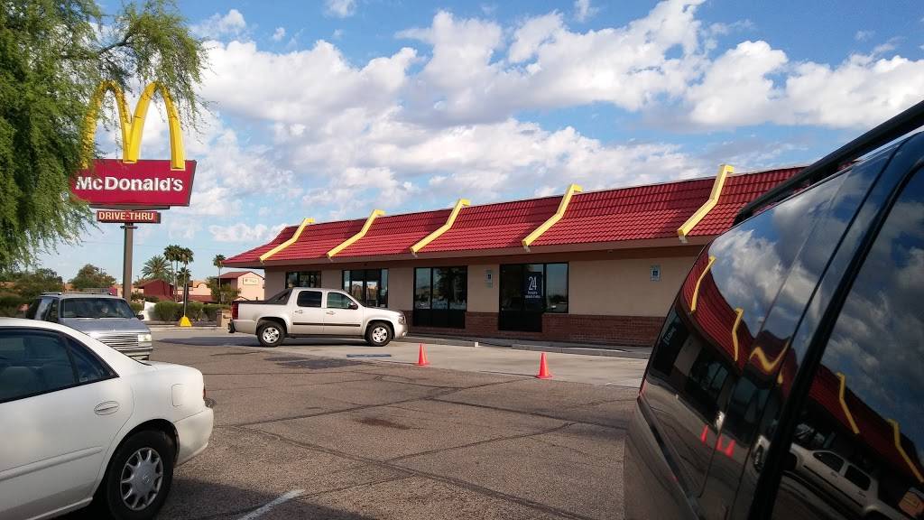 McDonalds | cafe | 5225 S Palo Verde Rd, Tucson, AZ 85706, USA | 5207411634 OR +1 520-741-1634