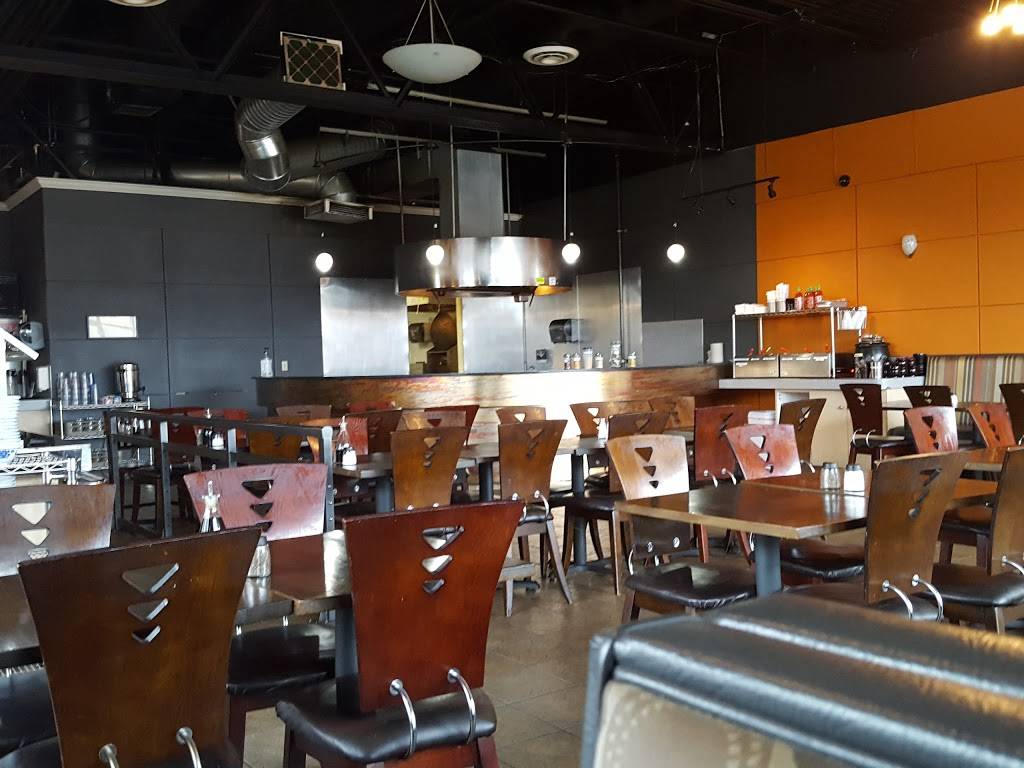 Hot Iron | restaurant | 15012 N Kelsey St, Monroe, WA 98272, USA | 3608638393 OR +1 360-863-8393