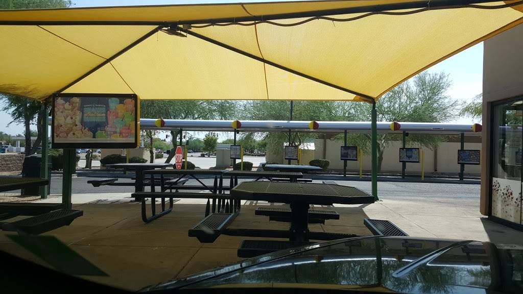 Sonic Drive-In | restaurant | 13916 N 67th Ave, Glendale, AZ 85306, USA | 6233343800 OR +1 623-334-3800