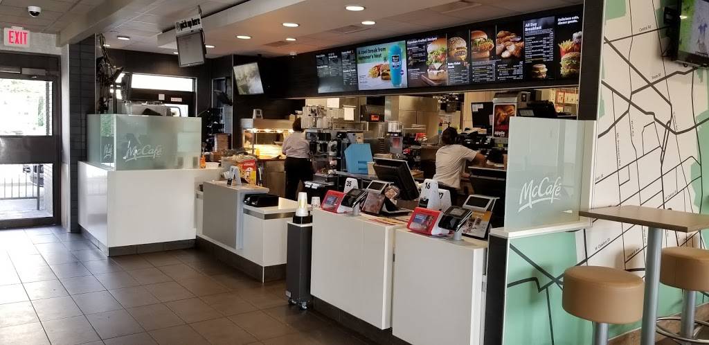 McDonalds | cafe | 13950 Midway Rd, Farmers Branch, TX 75244, USA | 9724581952 OR +1 972-458-1952
