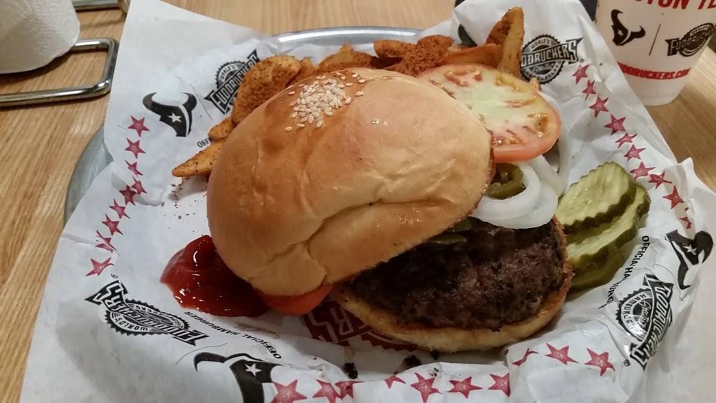 Fuddruckers | restaurant | 1100 Louisiana St a080, Houston, TX 77002, USA | 7135881769 OR +1 713-588-1769