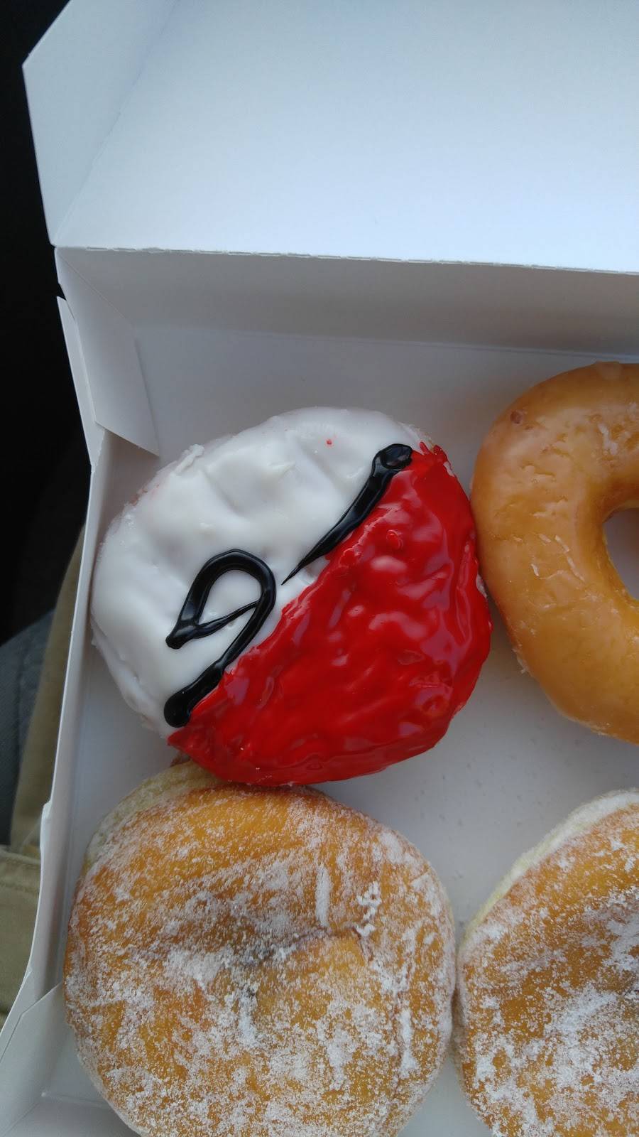 Dunkin | bakery | 1057 W Royalton Rd, Broadview Heights, OH 44147, USA | 4404572650 OR +1 440-457-2650