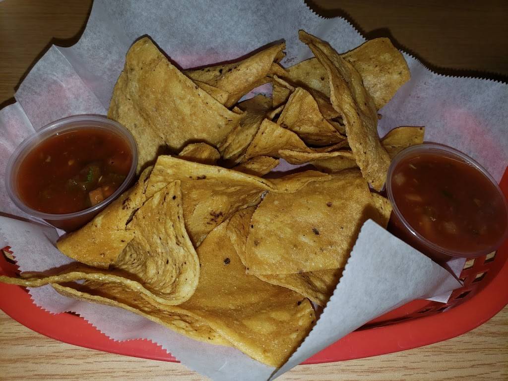 Hernandez Burrito Station | restaurant | 1832, 2750 W 111th St, Chicago, IL 60655, USA | 7738818479 OR +1 773-881-8479