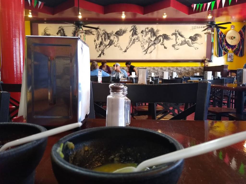 Tacos Toro Bronco | restaurant | 6065 Montana Ave, El Paso, TX 79925, USA | 9152342442 OR +1 915-234-2442