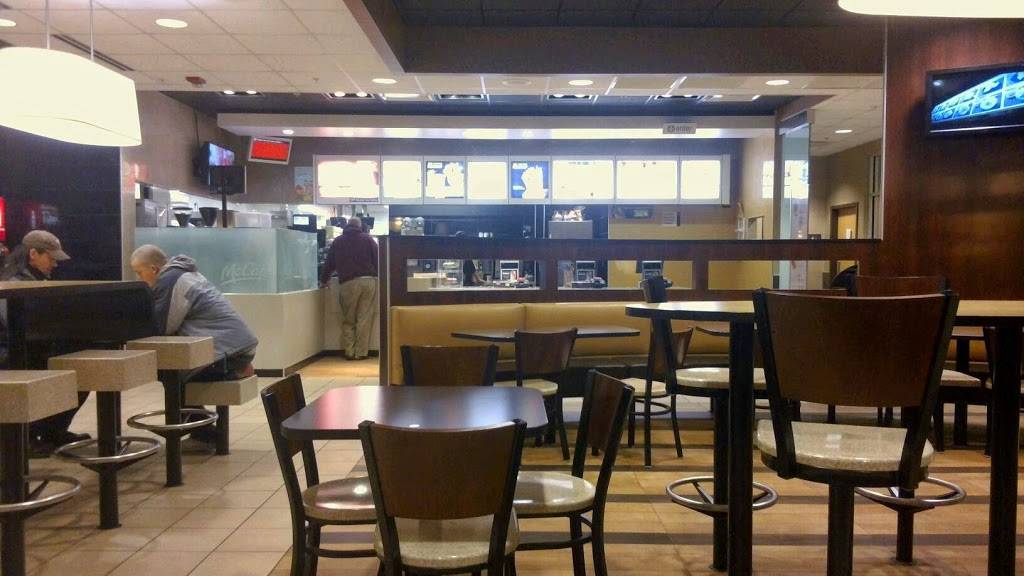 McDonalds | cafe | 197 S Broadway, Saratoga Springs, NY 12866, USA | 5185879652 OR +1 518-587-9652