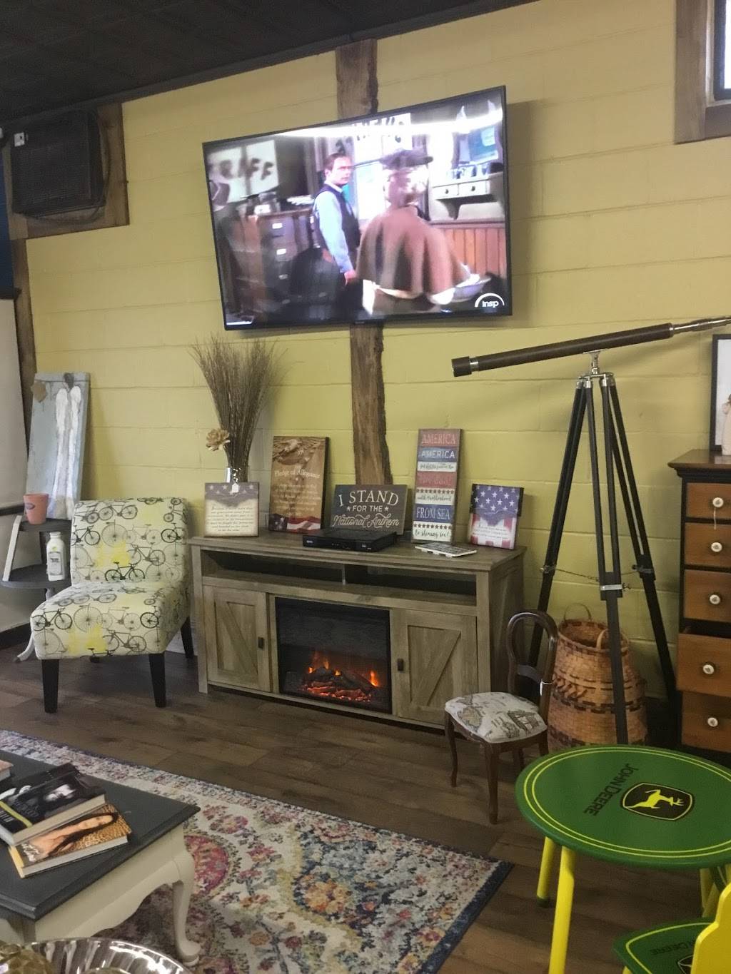 The Store | cafe | 18350 TN-194, Somerville, TN 38068, USA | 9014905511 OR +1 901-490-5511