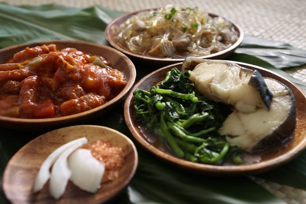 Young’s Fish Market Kapolei | restaurant | 4480 Kapolei Pkwy #600, Kapolei, HI 96707, USA | 8083121377 OR +1 808-312-1377