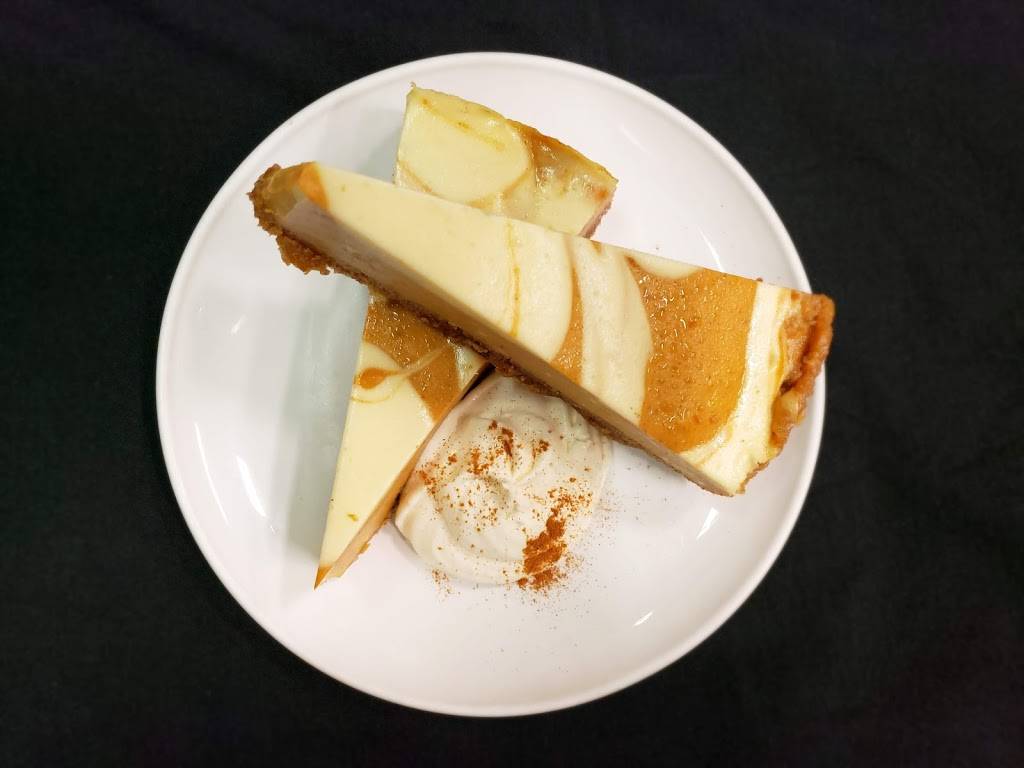 Ezios Italian Restaurant | restaurant | 182 S Broadway Ave, Salem, OH 44460, USA | 3303373872 OR +1 330-337-3872