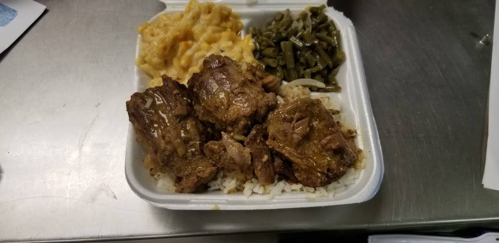 Chick - N - Plus | restaurant | 1050 W Rankin Rd Suite 120, Houston, TX 77067, USA | 8327058540 OR +1 832-705-8540