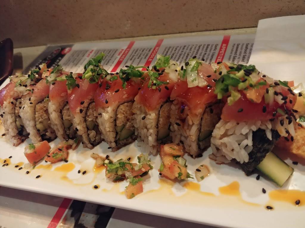 Rok n Sushi | restaurant | 16141 Roscoe Blvd, North Hills, CA 91343, USA | 8187911060 OR +1 818-791-1060