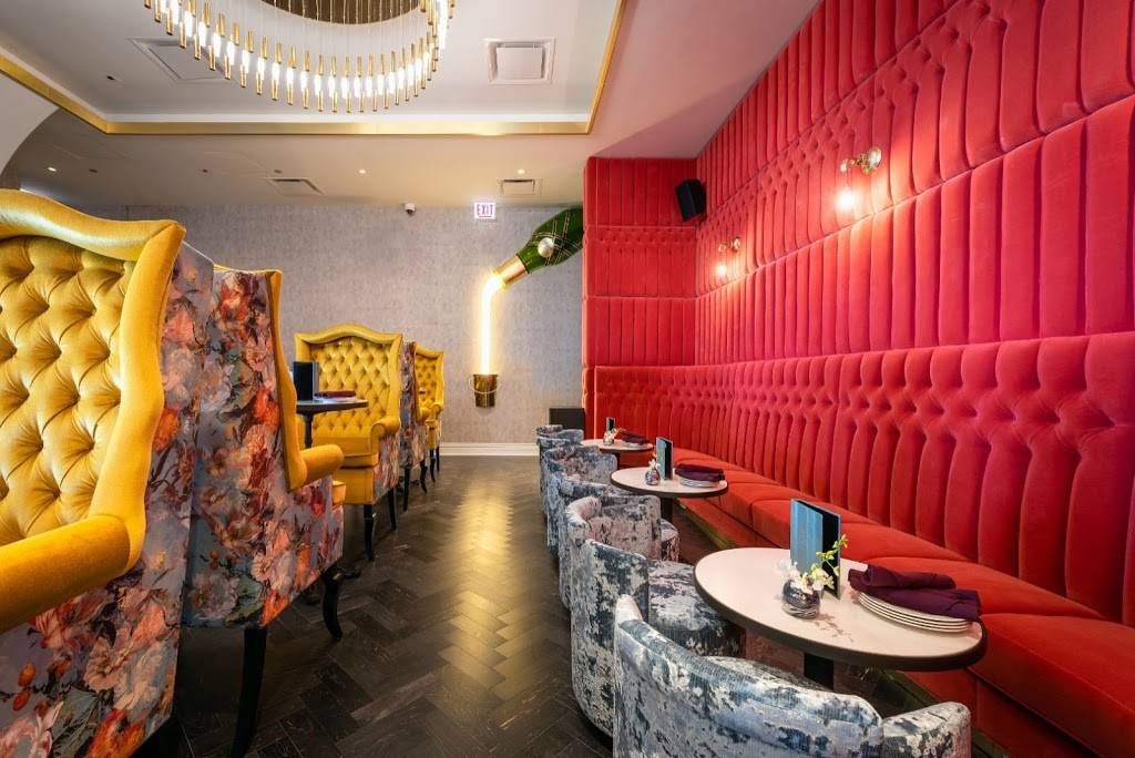 SX Sky Bar | restaurant | 808 S Michigan Ave, Chicago, IL 60605, USA | 7736330214 OR +1 773-633-0214