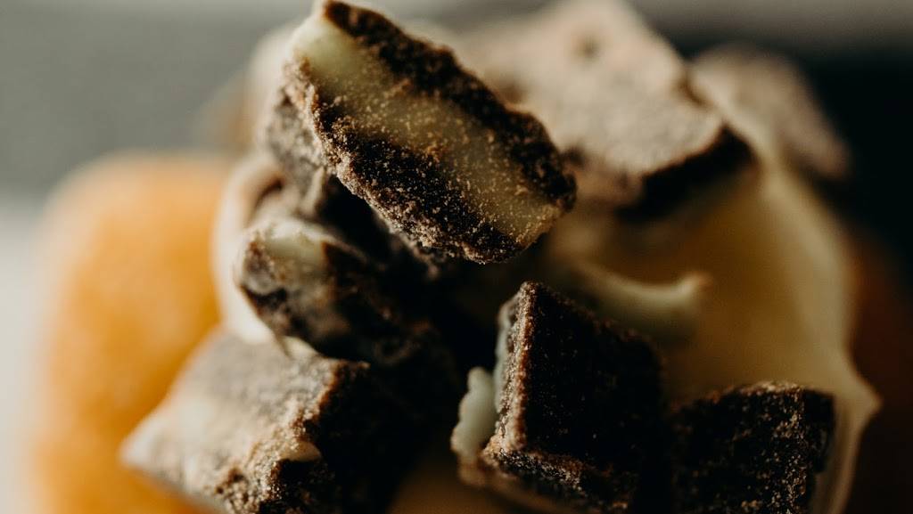 Bigfoots Little Donuts | restaurant | 12181 County Line Rd, Madison, AL 35758, USA | 2562886612 OR +1 256-288-6612