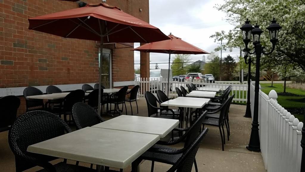 Aladdins Eatery Bainbridge | restaurant | 16725 Chillicothe Rd, Chagrin Falls, OH 44023, USA | 4407080088 OR +1 440-708-0088