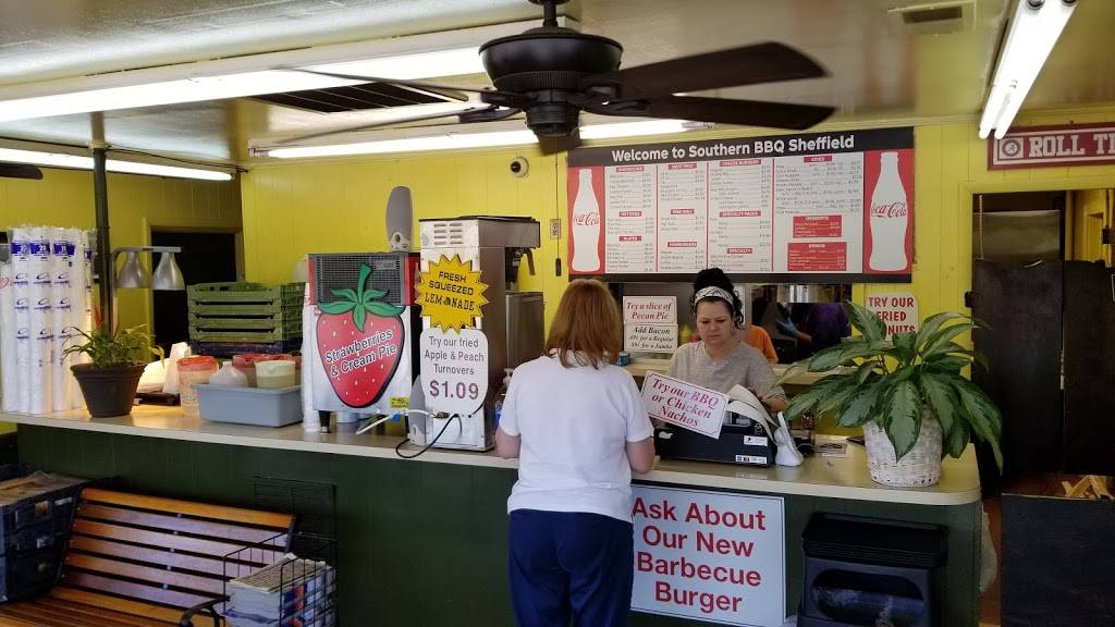 Southern Bar-B-Q | restaurant | 425 Avalon Ave, Sheffield, AL 35660, USA | 2563813517 OR +1 256-381-3517