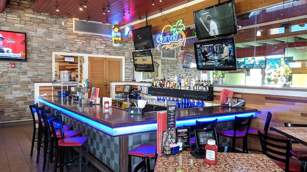 Chilis Grill & Bar | meal takeaway | 761st Tank Battalion Ave Building 50, Fort Hood, TX 76544, USA | 2545267271 OR +1 254-526-7271