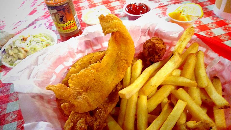 Gradys BBQ | restaurant | 7400 Bandera Rd, San Antonio, TX 78238, USA | 2106842899 OR +1 210-684-2899