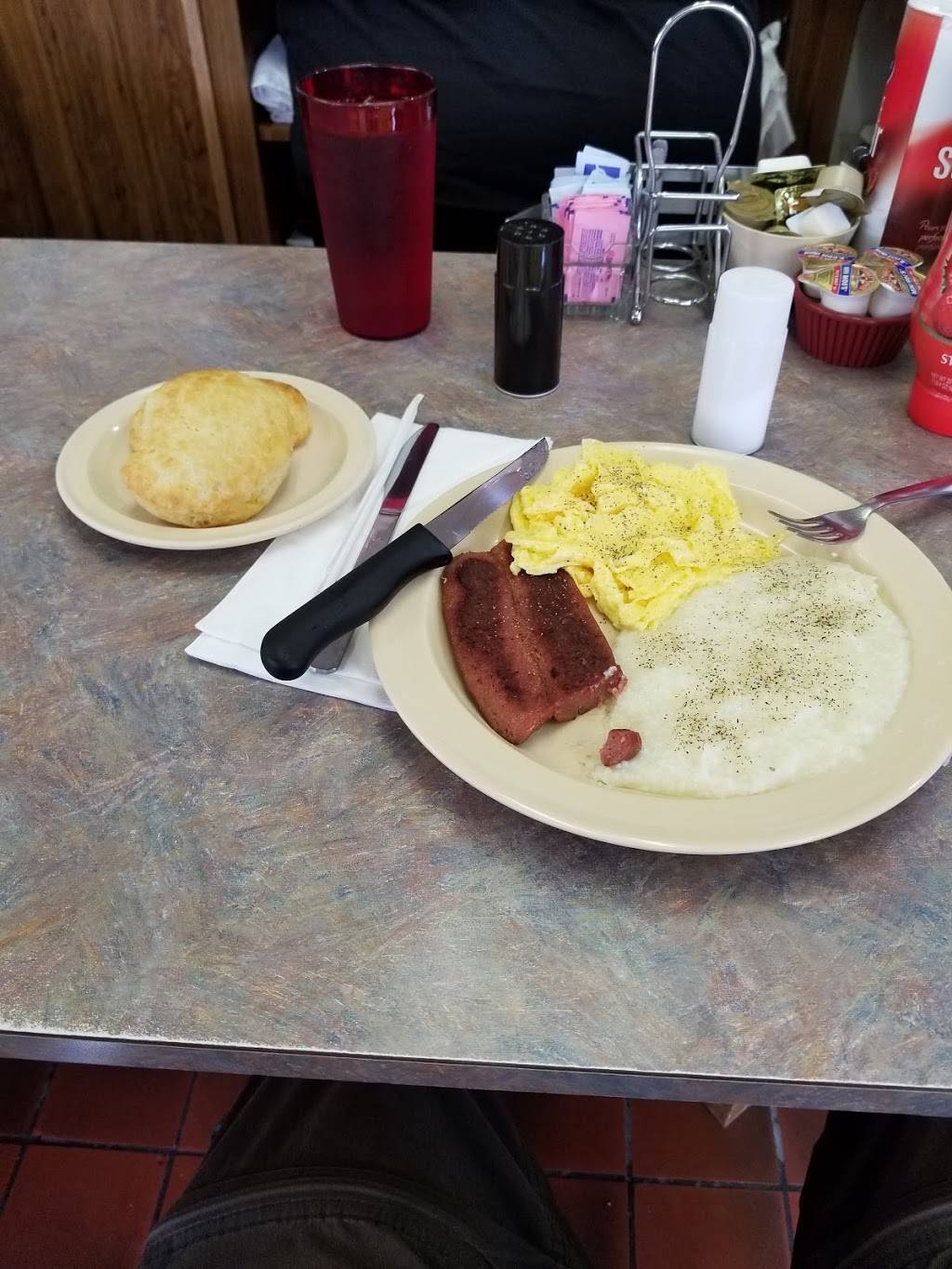 Mr Perkins Family Restaurant | restaurant | 2001 W Atkinson Ave, Milwaukee, WI 53209, USA | 4144476660 OR +1 414-447-6660