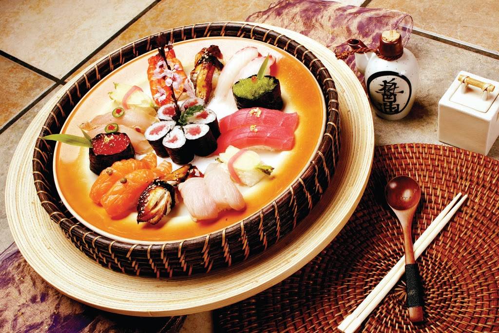 Yen Sushi & Sake Bar | restaurant | 2081 Hillhurst Ave #A, Los Angeles, CA 90027, USA | 3236661400 OR +1 323-666-1400