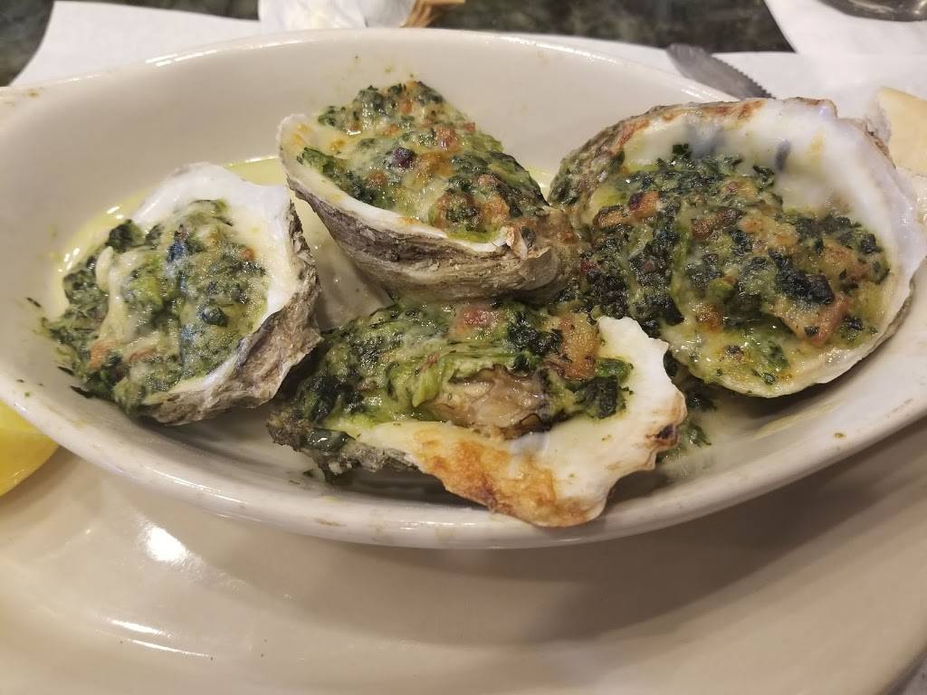 Blue Point | restaurant | 6 Dayton St, Acushnet, MA 02743, USA | 5089959600 OR +1 508-995-9600