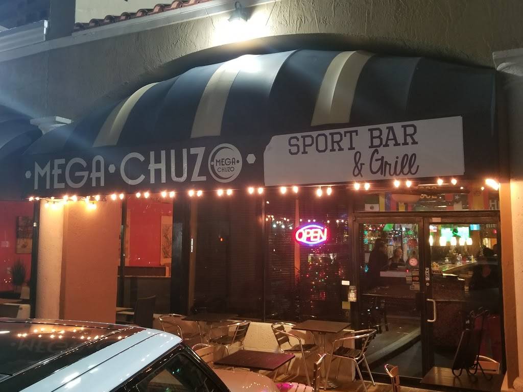 Megachuzo | restaurant | 17632 Collins Ave, Sunny Isles Beach, FL 33160, USA | 3059483335 OR +1 305-948-3335