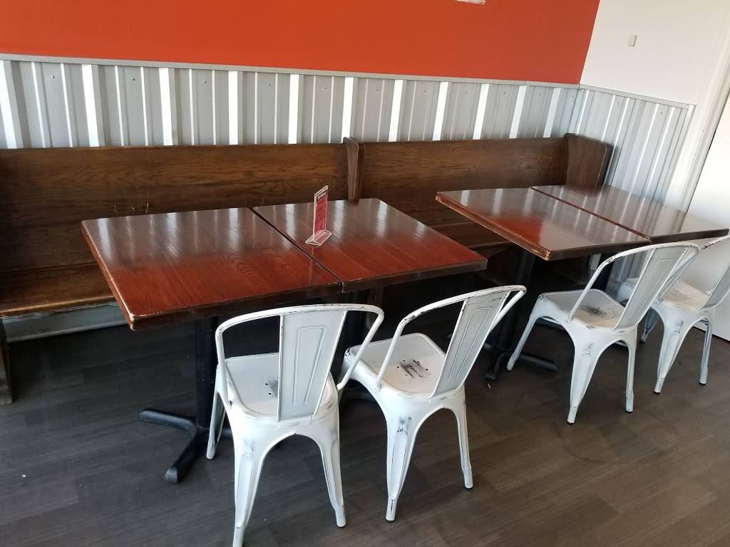 Gourmet Chicken | restaurant | 49 E Cermak Rd, Chicago, IL 60616, USA | 3123260062 OR +1 312-326-0062