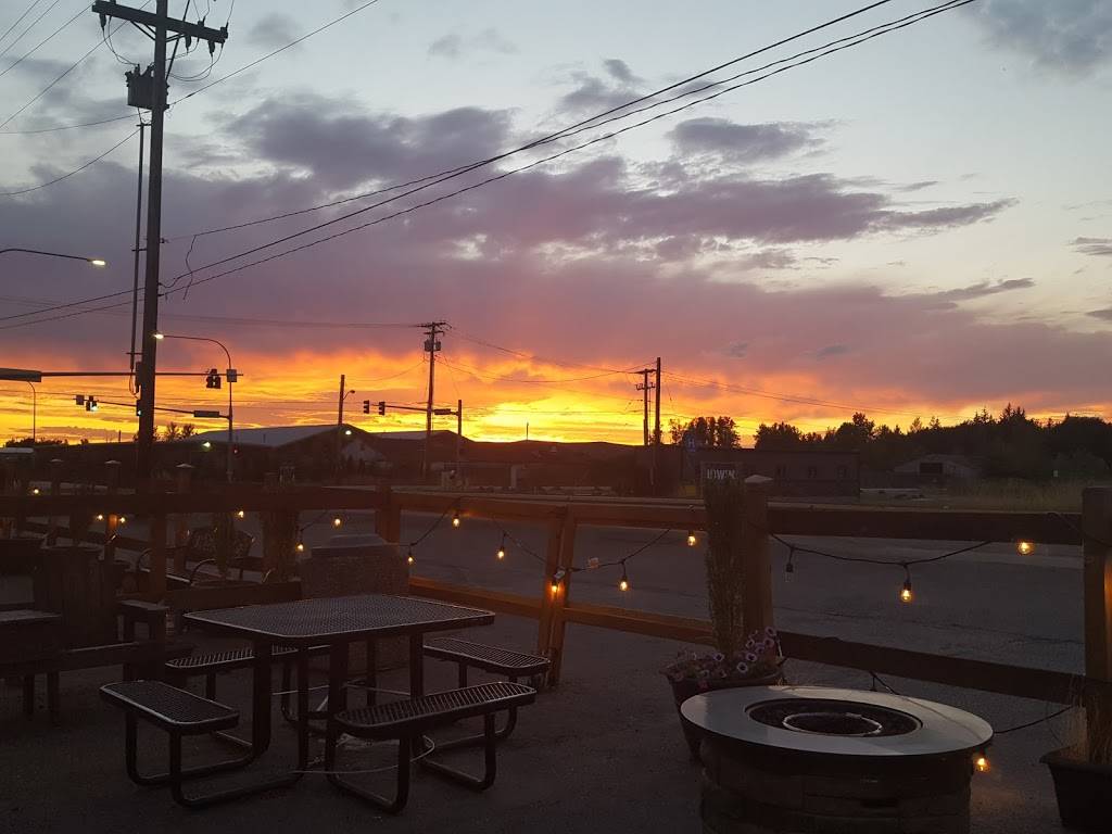 Athenas | restaurant | Enumclaw, WA 98022, USA | 2062804330 OR +1 206-280-4330