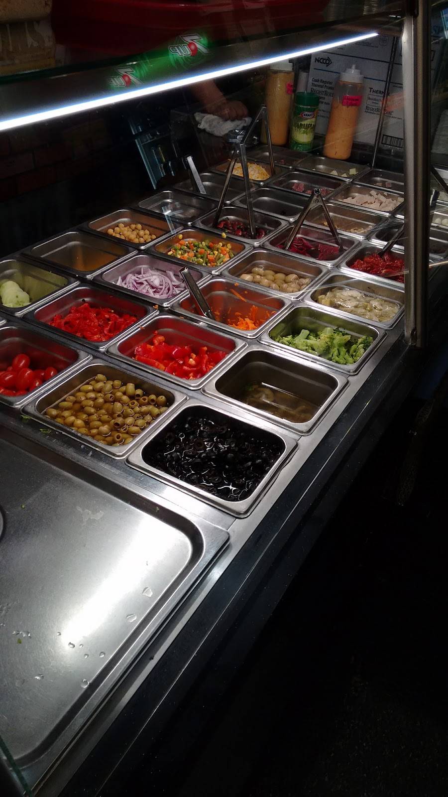 Diegos Pizza | restaurant | 1995 Jerome Ave, Bronx, NY 10453, USA | 7187163480 OR +1 718-716-3480