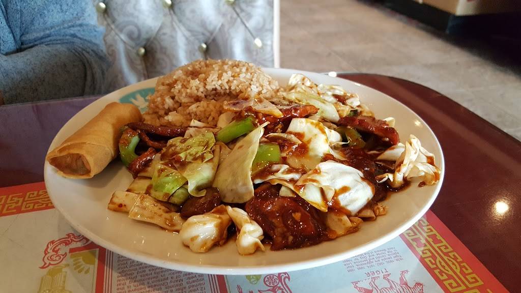 Lucky Dragon Chinese Restaurant | restaurant | 402 W Fillmore St, Colorado Springs, CO 80907, USA | 7196350112 OR +1 719-635-0112