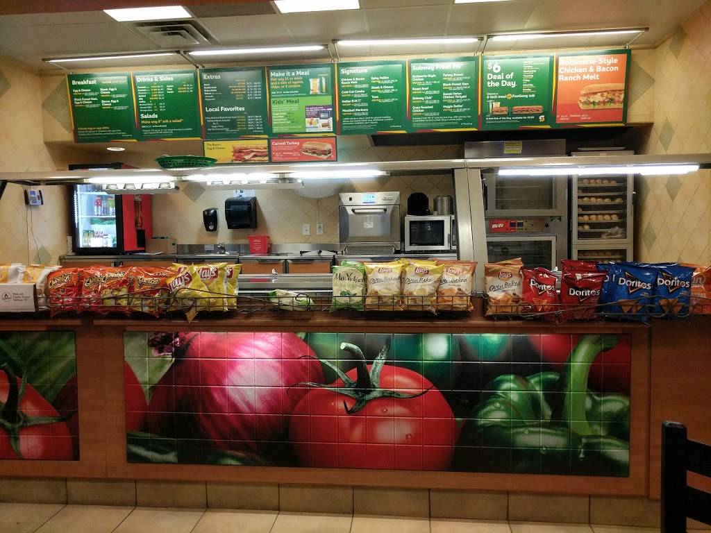 Subway | restaurant | 683 N Thompson Rd, Tipton, CA 93272, USA | 5597524582 OR +1 559-752-4582