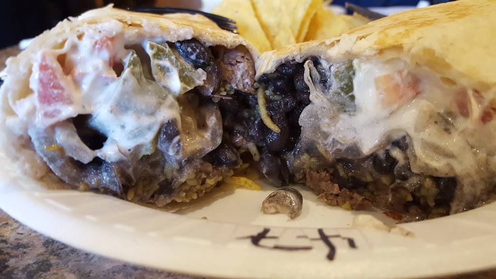 Daves Goldmine Mexican Grill | restaurant | parking in front and rear, 233 Broadway Greenlawn, Huntington, NY 11743, USA | 6312621775 OR +1 631-262-1775