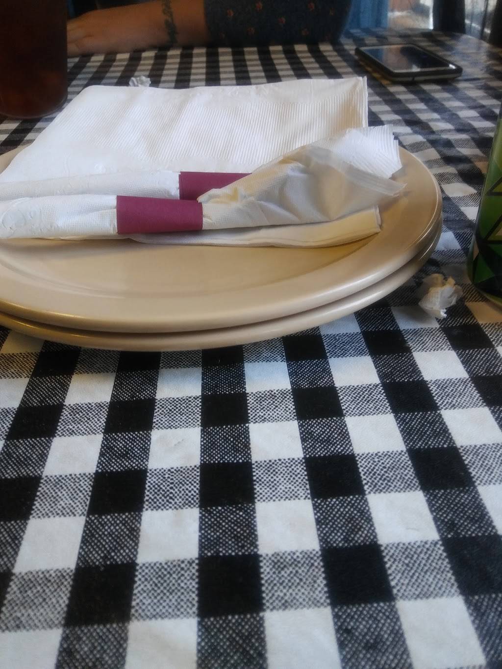 Petes Pizza | restaurant | 2176 W Main St, Danville, VA 24541, USA | 4347999031 OR +1 434-799-9031