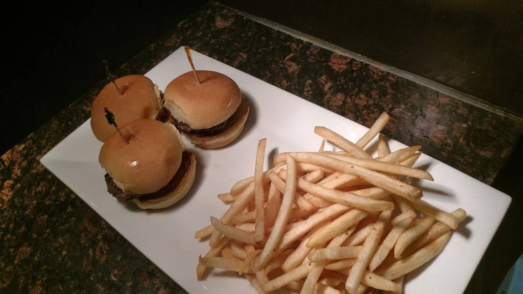 One Eyed Jacks | restaurant | 48762 Van Dyke Ave, Shelby Charter Twp, MI 48317, USA | 5867377611 OR +1 586-737-7611