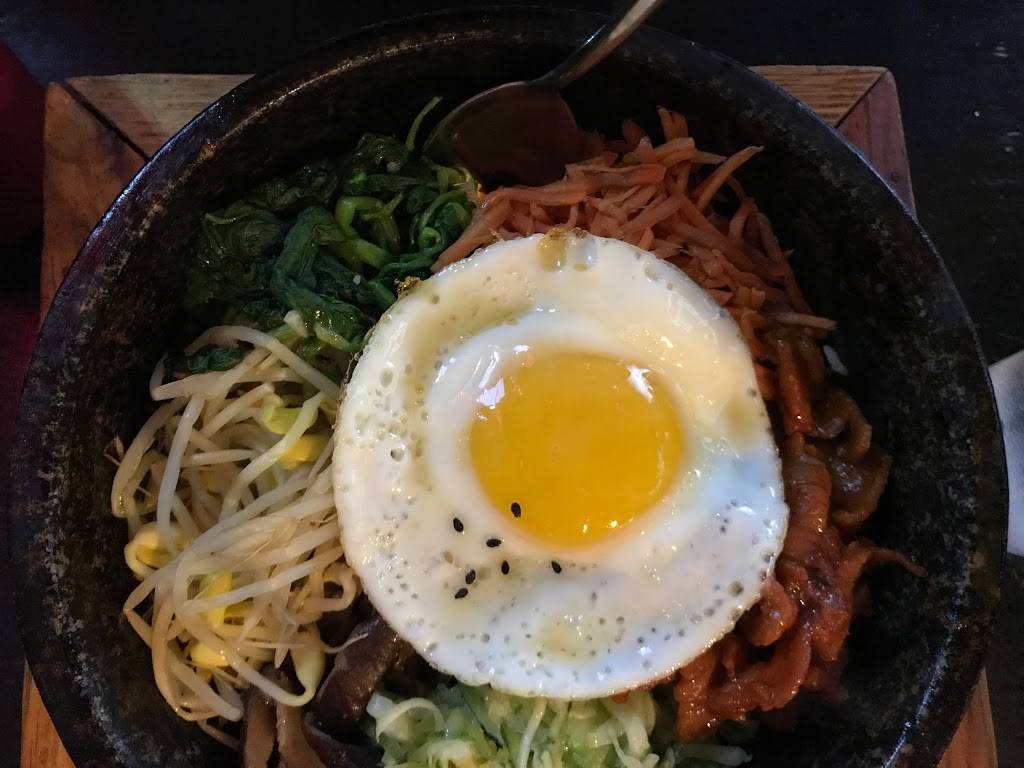 Izens Drunken Bento | restaurant | 212 W McMillan St, Cincinnati, OH 45219, USA | 5133815905 OR +1 513-381-5905