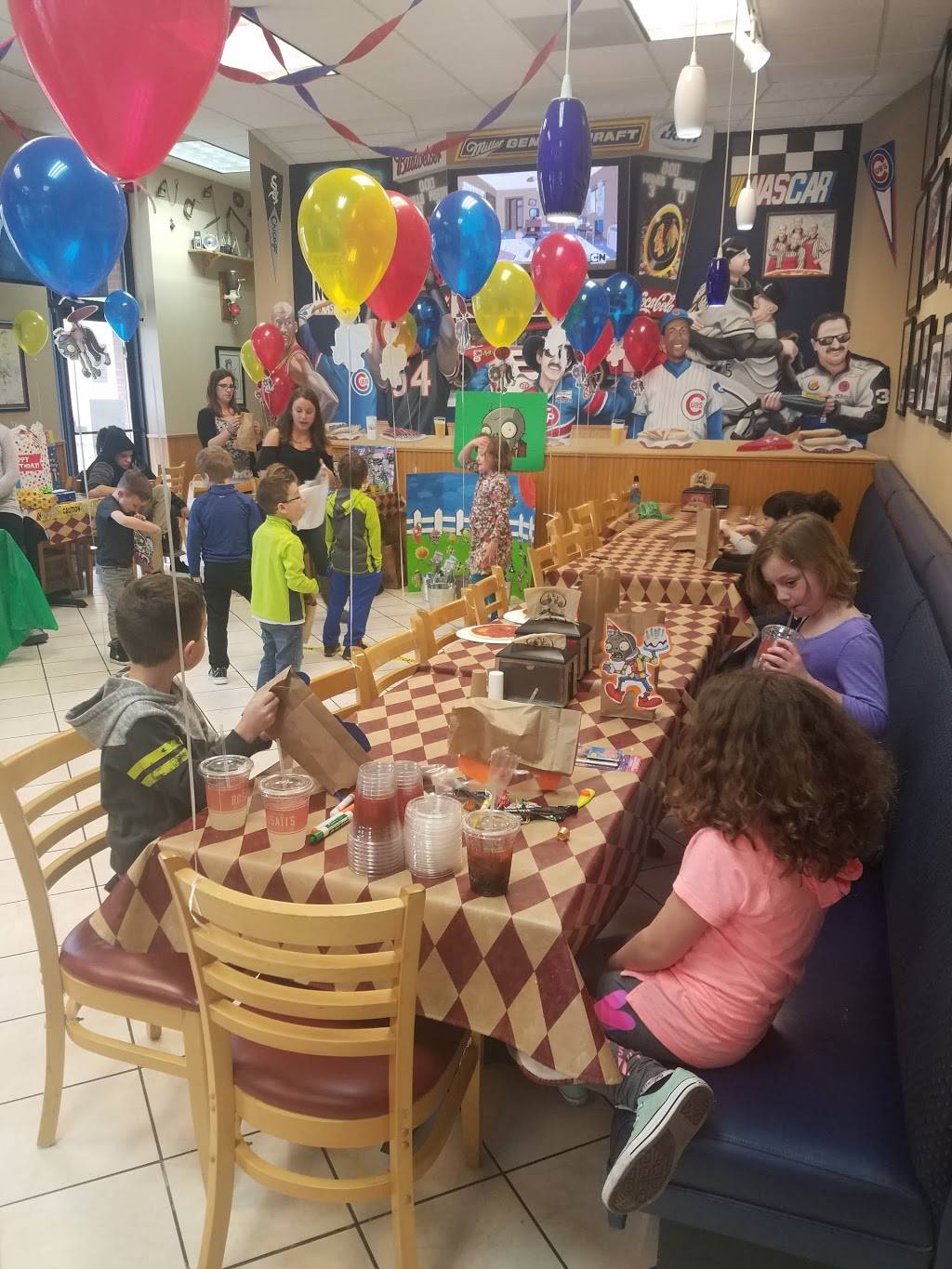 Rosatis Pizza of Lakemoor | restaurant | 28948 IL-120, Lakemoor, IL 60051, USA | 8155781100 OR +1 815-578-1100