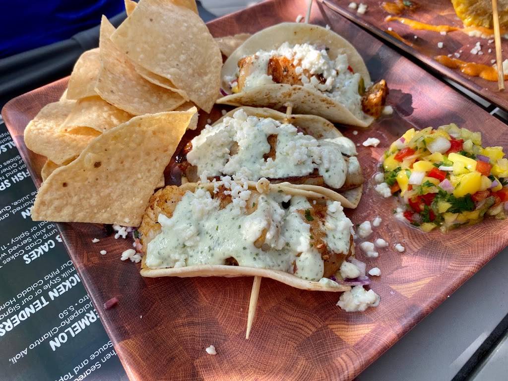 Tiki Docks Skyway Bar + Grill | restaurant | 3769 50th Ave S, St. Petersburg, FL 33711, USA | 7278108454 OR +1 727-810-8454