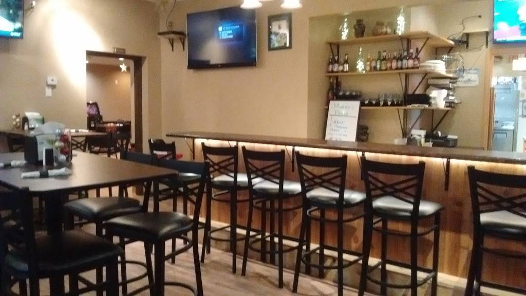 Markos Pizza | restaurant | W156N9664 Pilgrim Rd, Germantown, WI 53022, USA | 2622511555 OR +1 262-251-1555