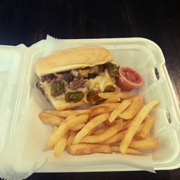 The Family Snack Shop | restaurant | 1501 Colfax Ave, Benton Harbor, MI 49022, USA | 2694086772 OR +1 269-408-6772