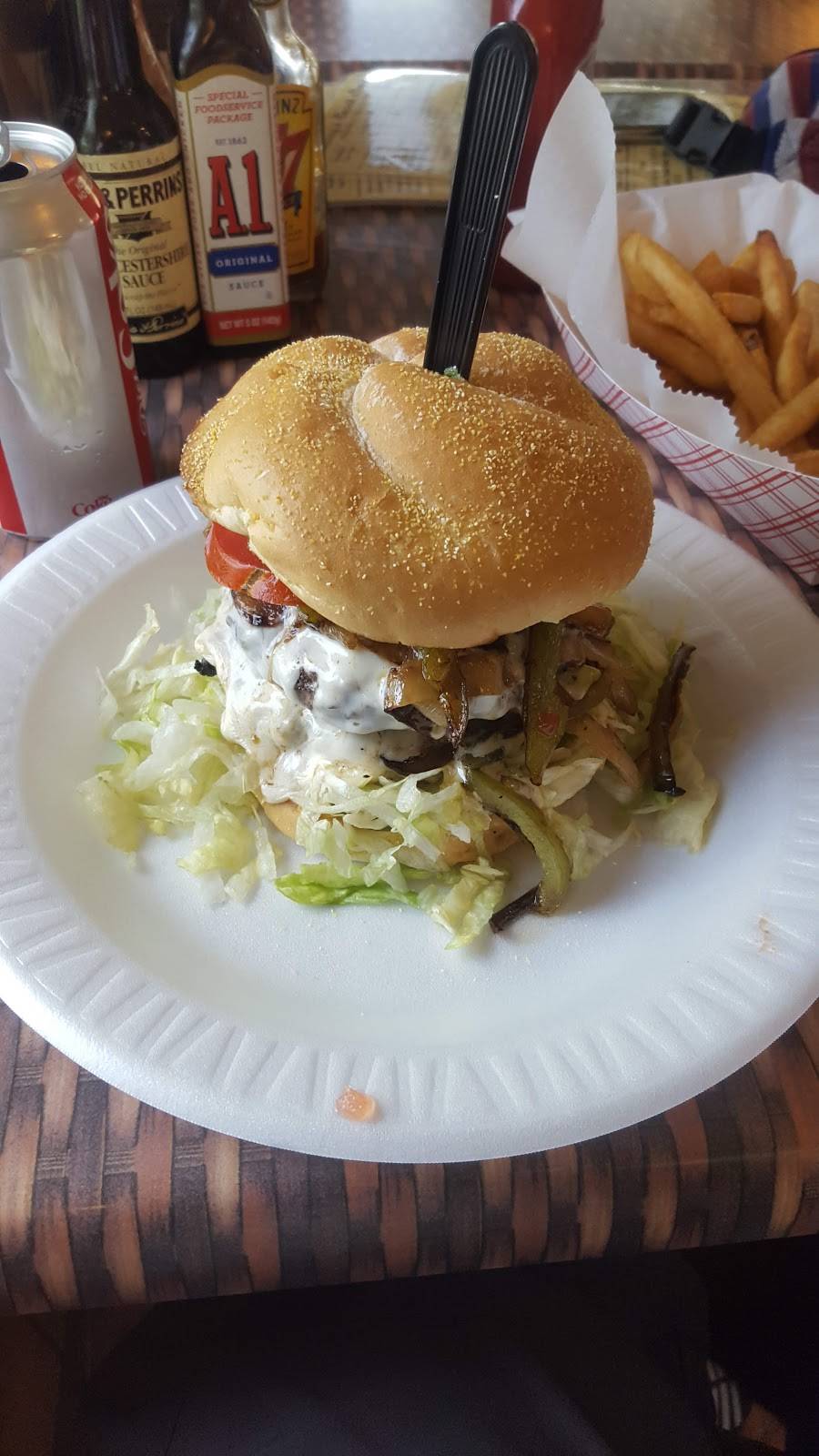 Smileys Snack Shack | meal takeaway | 3700 Gulf Blvd, St Pete Beach, FL 33706, USA | 7278036885 OR +1 727-803-6885