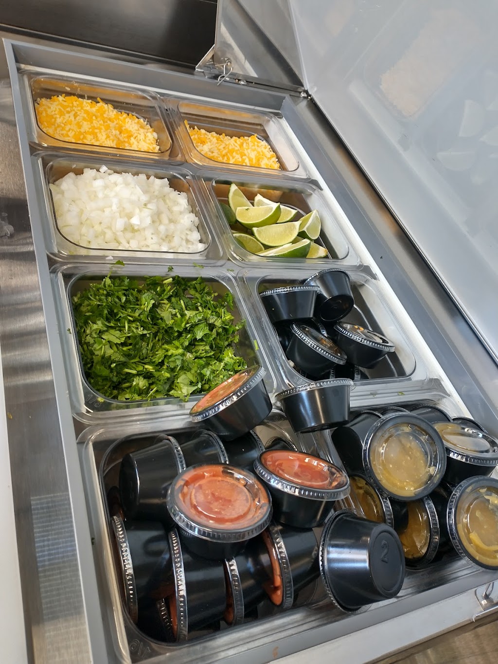 Birria Los Charros | restaurant | 44274 W Smith Enke Rd, Maricopa, AZ 85138, USA | 5202809793 OR +1 520-280-9793