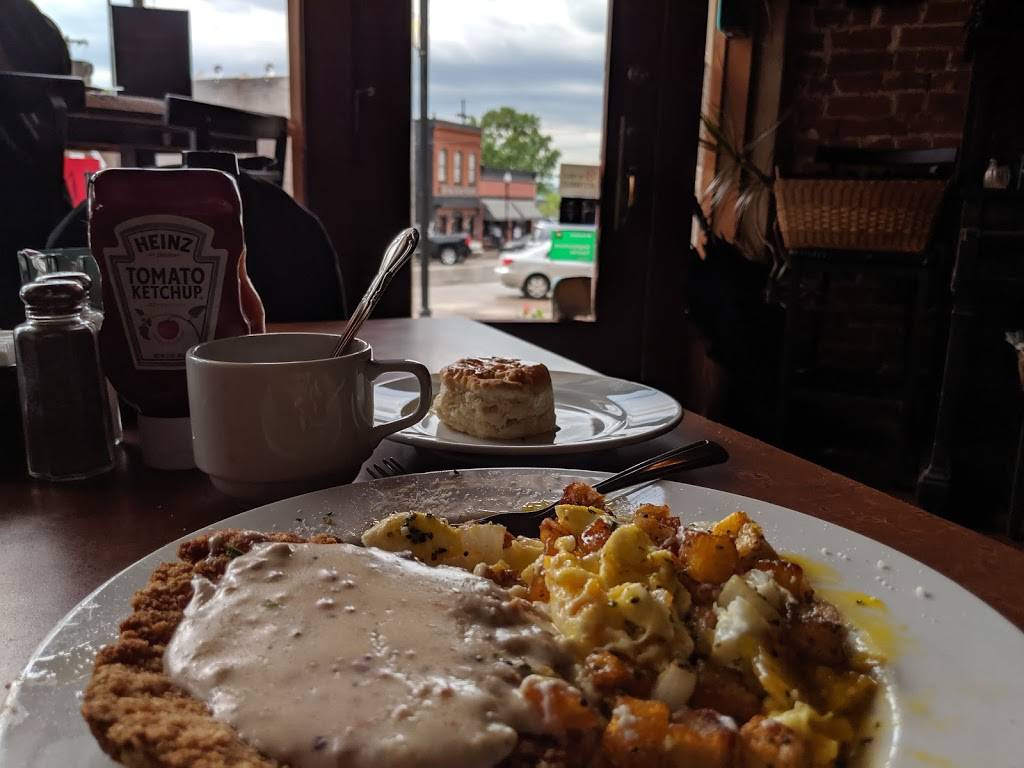 Franks of Parkville | restaurant | 100 S Main St, Parkville, MO 64152, USA | 8167468282 OR +1 816-746-8282