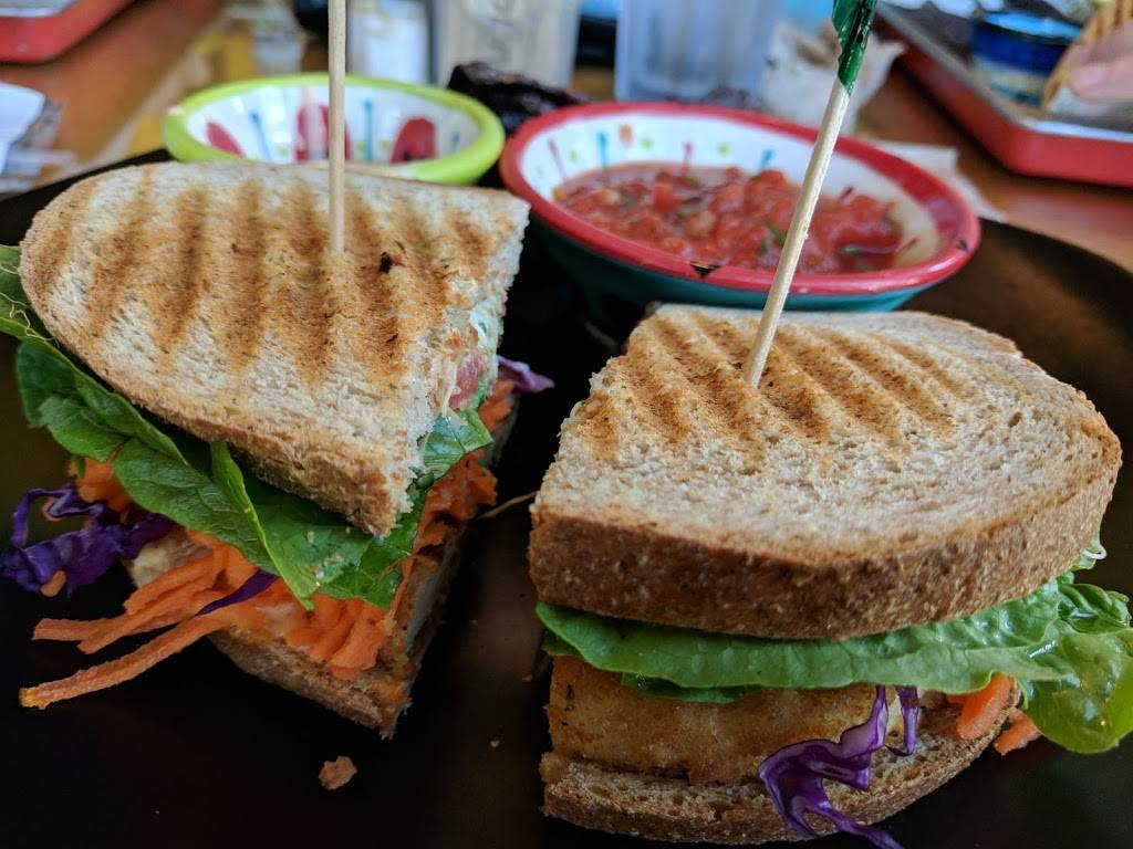 The Green Room Cafe | restaurant | 222 N 1st St, Cocoa Beach, FL 32931, USA | 3218680203 OR +1 321-868-0203