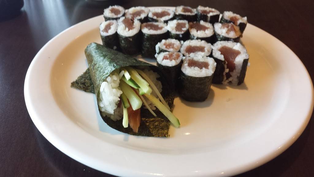 Rainbow Sushi | restaurant | 1180 Simcoe St N, Oshawa, ON L1G 4W8, Canada | 9052405666 OR +1 905-240-5666
