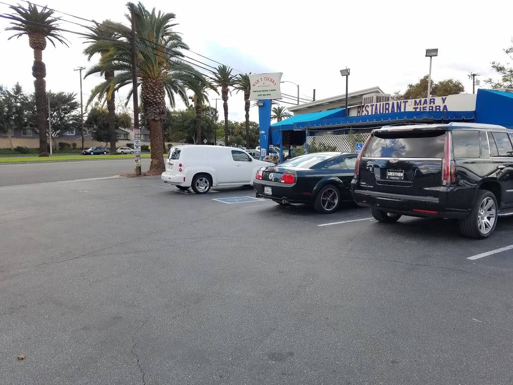 Mar Y Tierra | restaurant | 826 W Mission Blvd, Ontario, CA 91762, USA | 9094600956 OR +1 909-460-0956